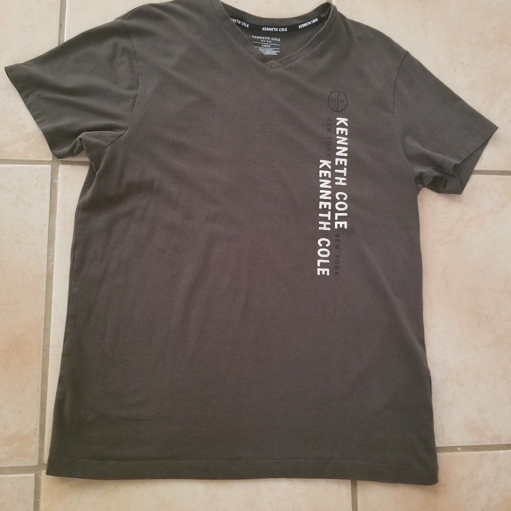 Kenneth Cole Men's T-Shirt, Large